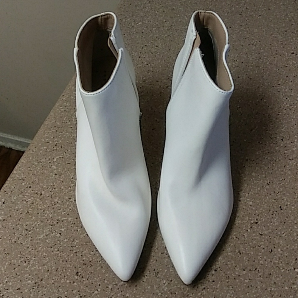 Ankle boots